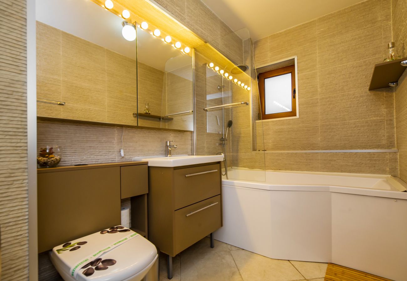 Apartment in Brasov - White Nest in Brasov