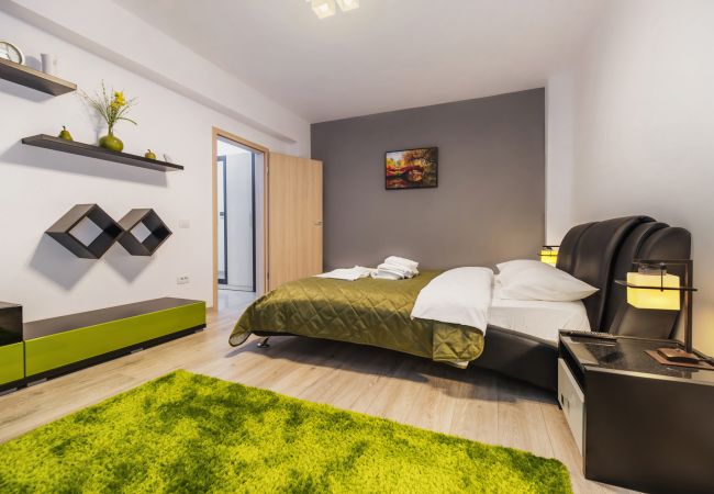  in Brasov - Green Studio suite with balcony in Brasov