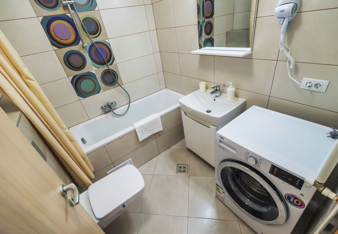 Studio in Brasov - Green Studio suite with balcony in Brasov