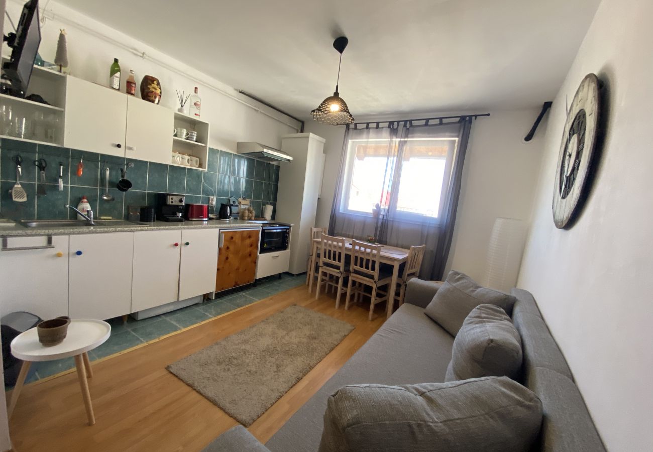 Apartment in Sibiu - Double Studio close to the Center Sibiu