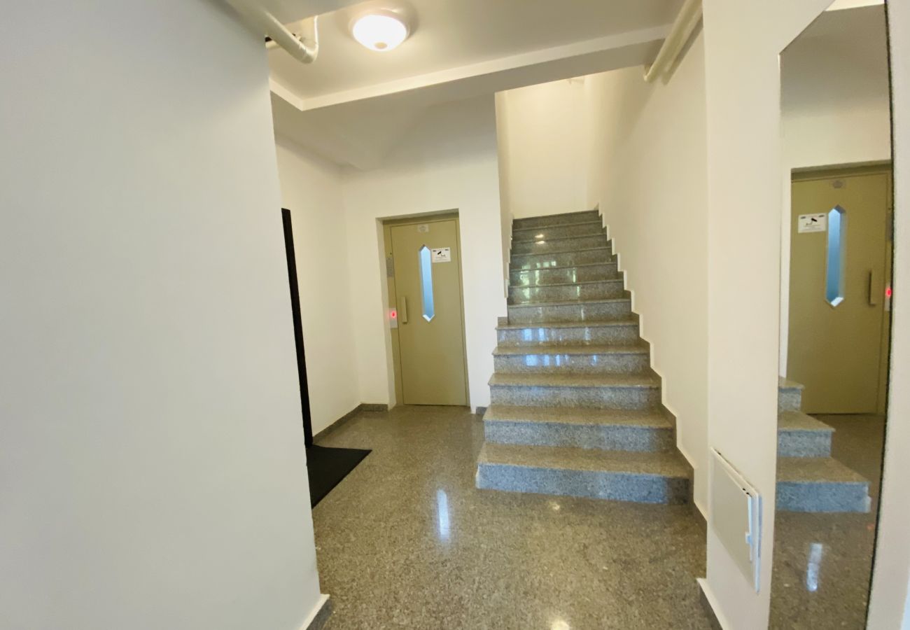 Apartment in Bucharest - Long term stay in modern and well designed 2 bedroom flat 