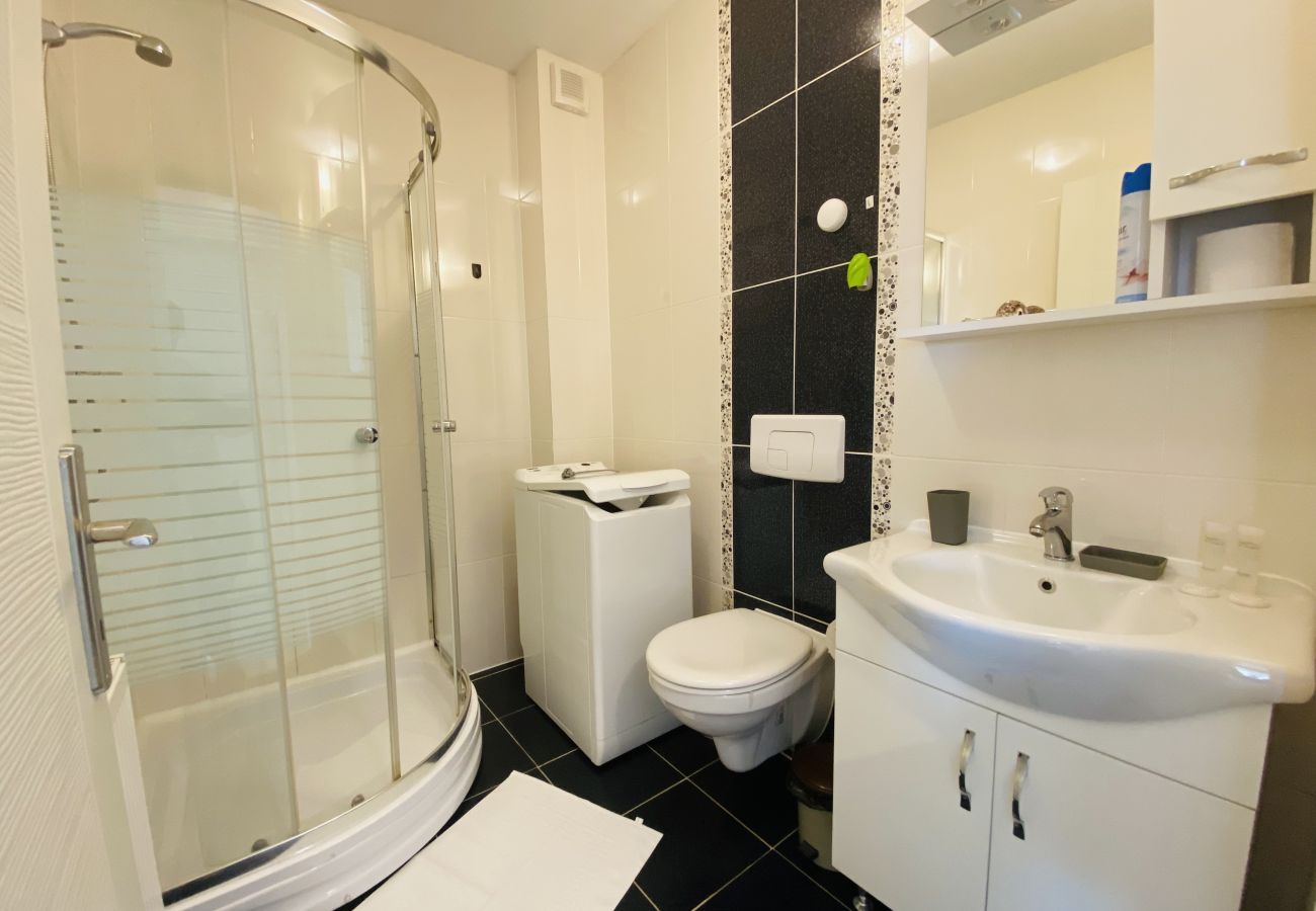Studio in Otopeni - Long Term Stay close to the International Airport 