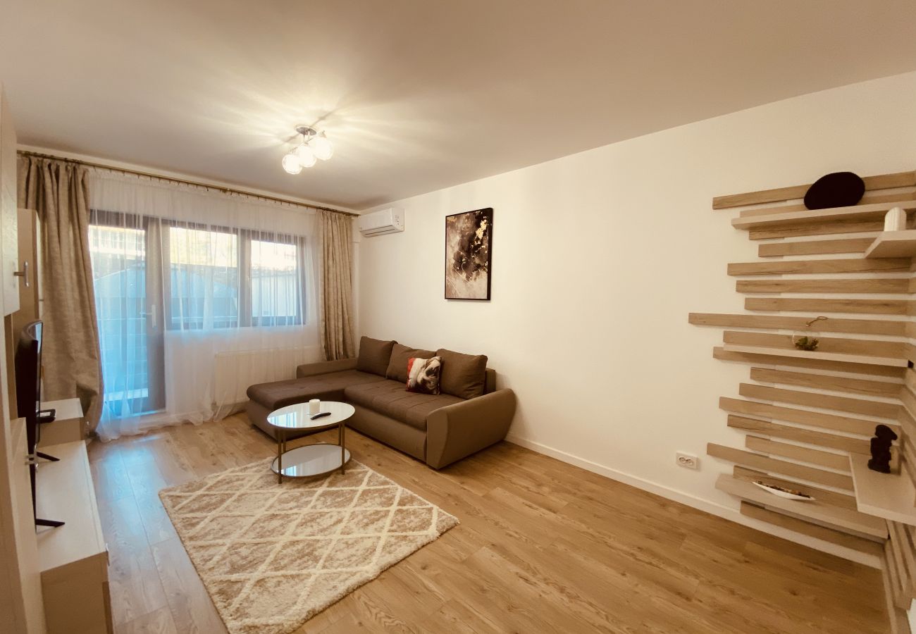 Apartment in Bucharest - Apartment with Garden in Bucharest - Long Term Stay