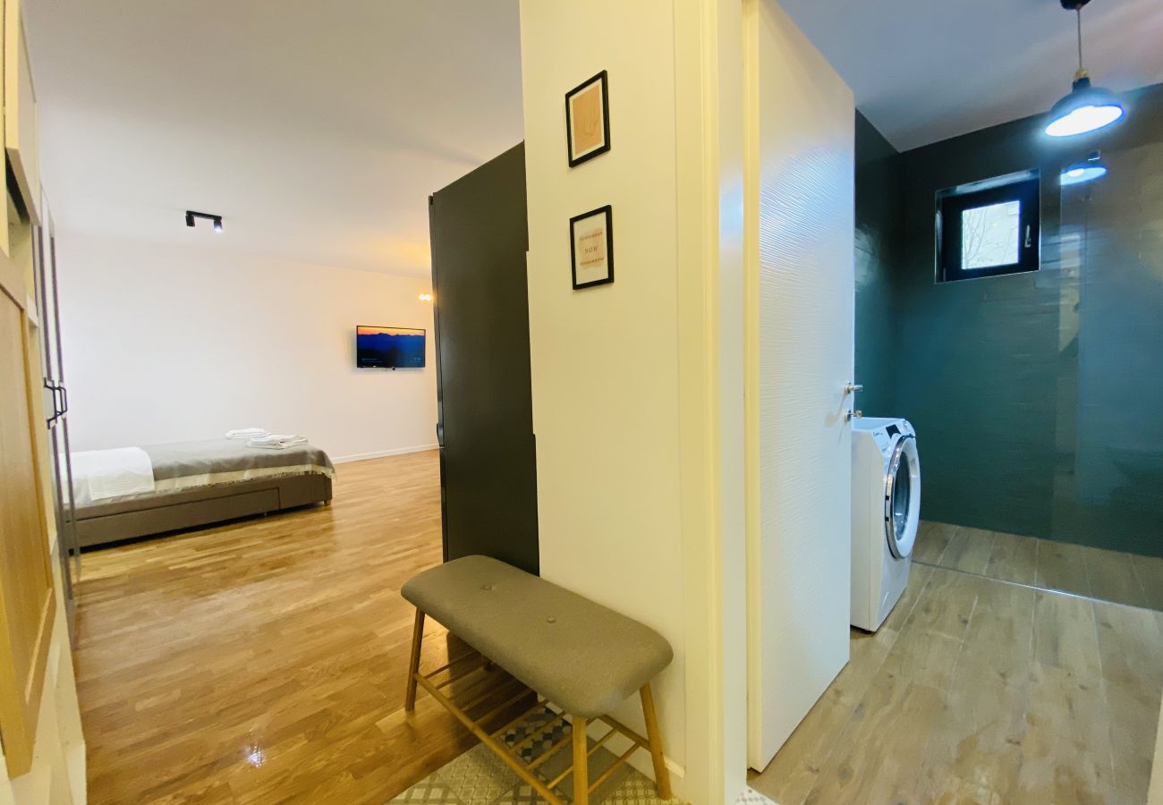 Studio in Bucharest - Charming Studio close to Unirii Square