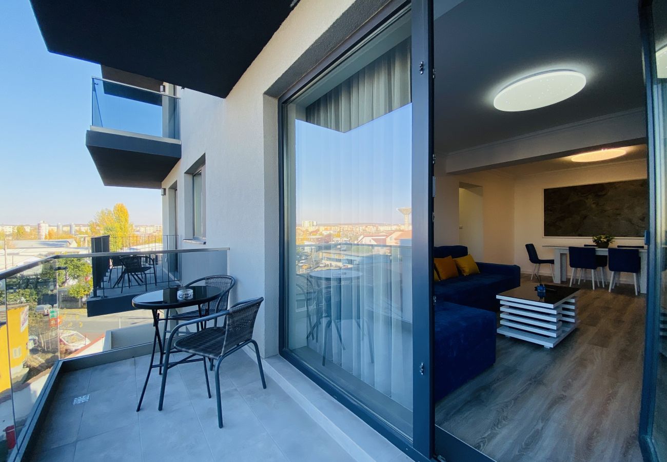 Apartment in Craiova - Two  Bedrooms with Balcony & Parking