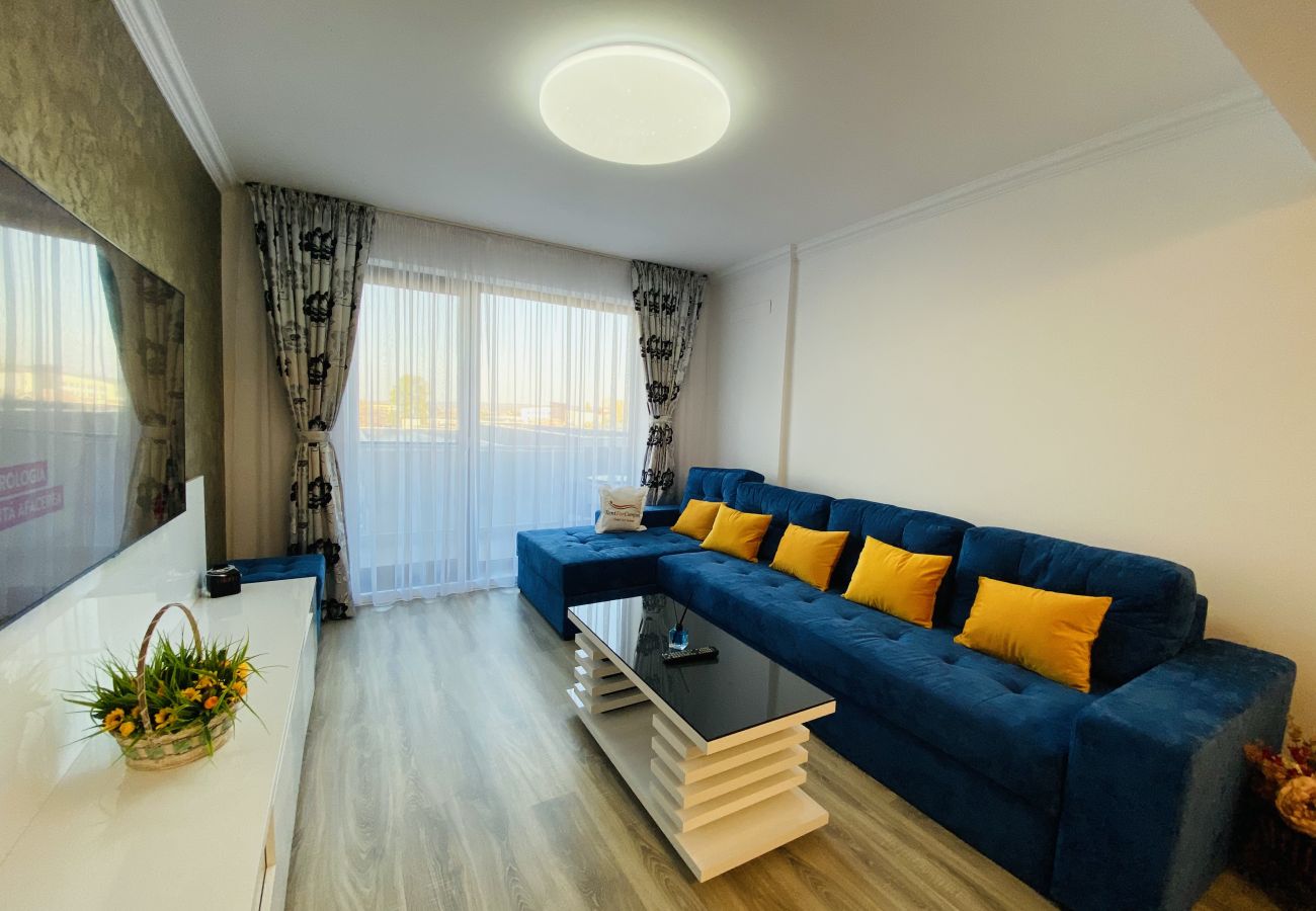Apartment in Craiova - Two  Bedrooms with Balcony & Parking