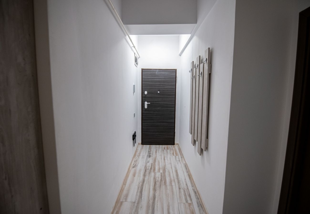 Apartment in Mamaia Nord - Charming flat by the sea