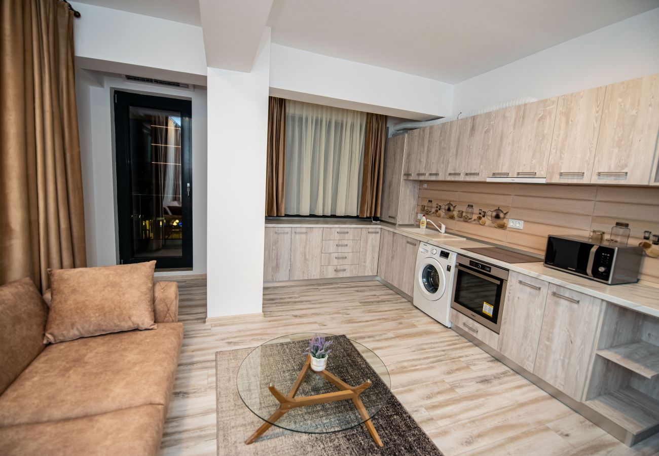 Apartment in Mamaia Nord - Charming flat by the sea