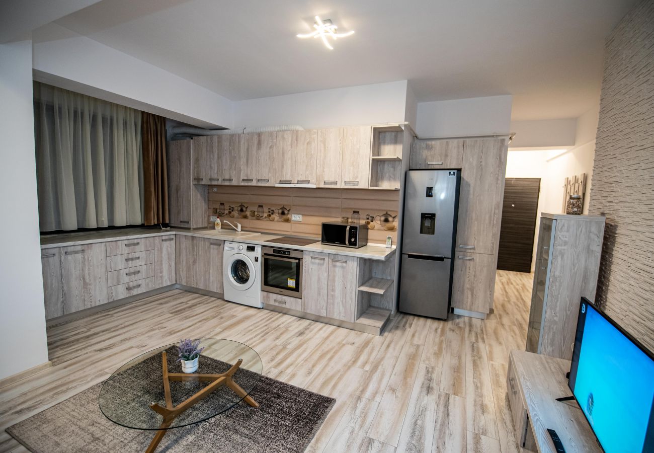 Apartment in Mamaia Nord - Charming flat by the sea