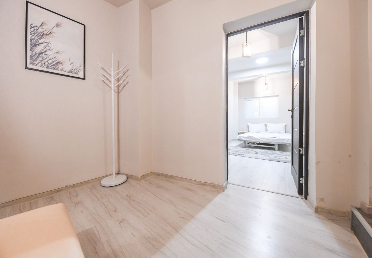 Apartment in Cluj Napoca - Two Bedroom Apartment in the City Center