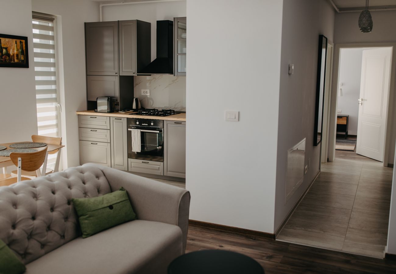 Apartment in Timisoara - Modern in new building with balcony & private parking