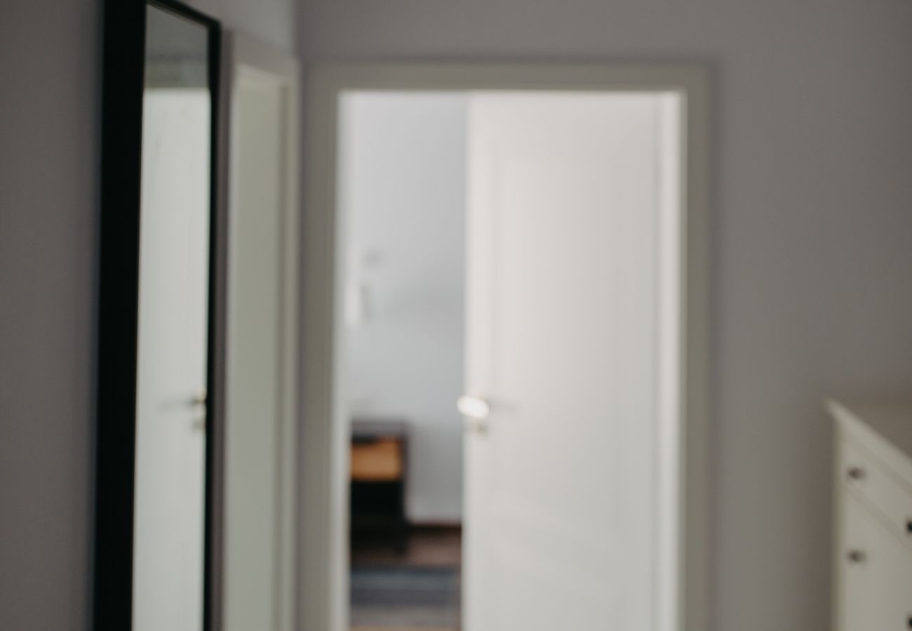 Apartment in Timisoara - Modern in new building with balcony & private parking