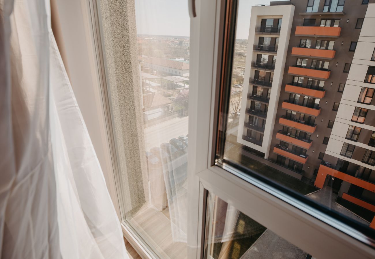 Apartment in Timisoara - Modern in new building with balcony & private parking