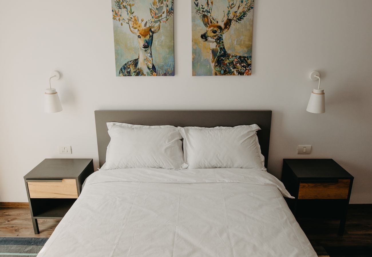Apartment in Timisoara - Modern in new building with balcony & private parking