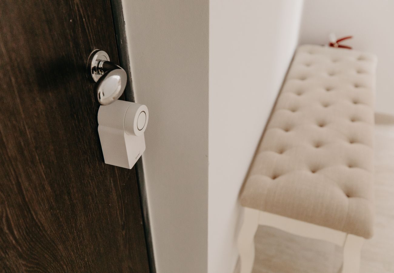 Apartment in Timisoara - Modern in new building with balcony & private parking