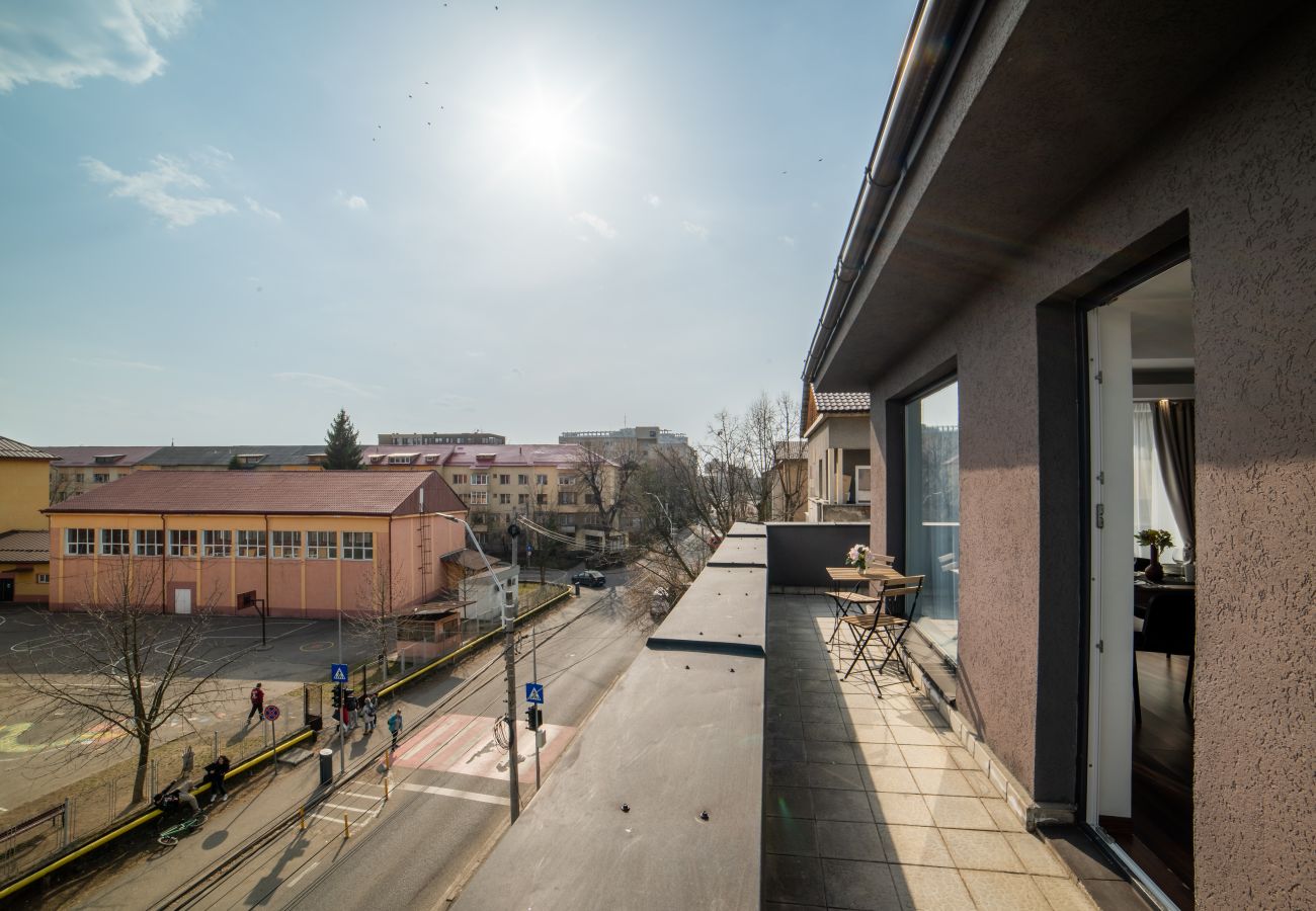 Apartment in Baia Mare - Central Two Bedroom Apartment