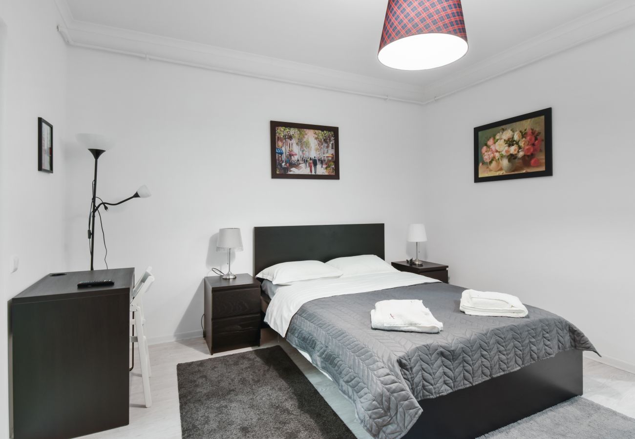 Studio in Chiajna -  Cozy Studio in Militari Residence 