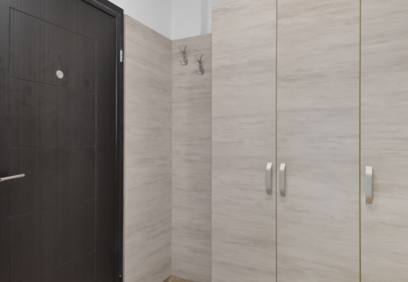 Studio in Chiajna -  Cozy Studio in Militari Residence 
