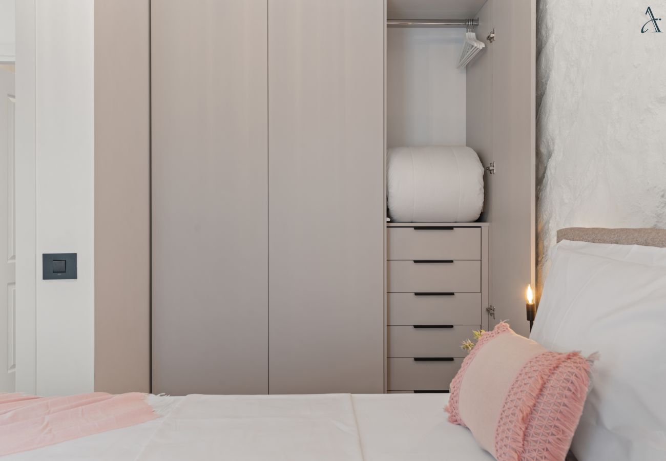 Villa in Otopeni - DA VINCI HOUSES – Stay a While or Stay Forever
