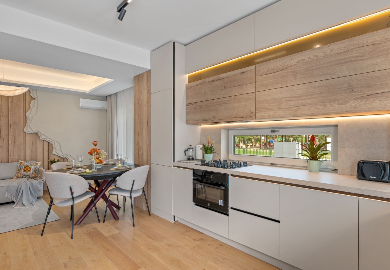 Villa in Otopeni - DA VINCI HOUSES – Stay a While or Stay Forever