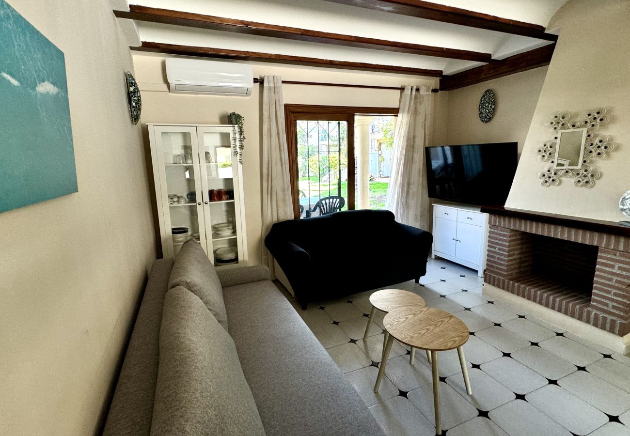 Apartment in Denia - BAHIA AZUL B-33 VYB