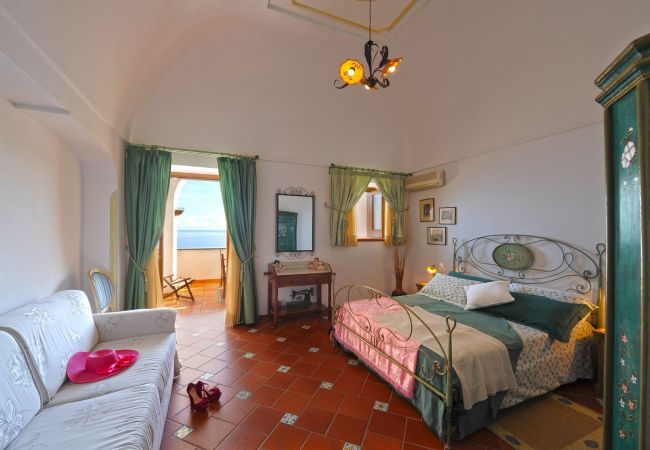 House in Praiano - Casa Elena - In the center of Praiano, Parking & Panoramic Hot tub House in Praiano - Casa Elena - In the center of Praiano, Parking & Panoramic Hot tub