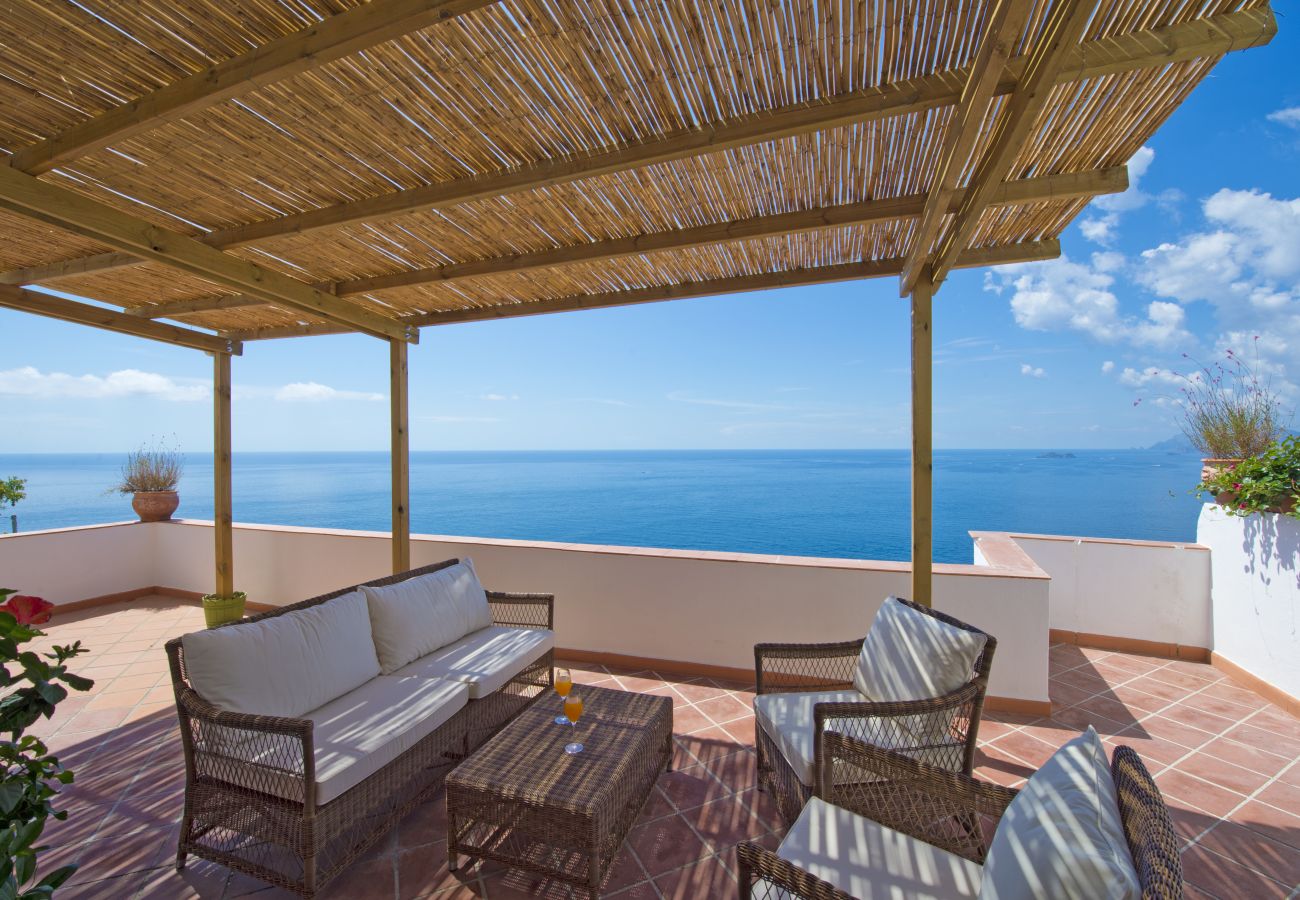 House in Praiano - Casa Sunset - Panoramic terrace overlooking Positano and Capri