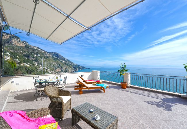 House in Praiano - Casa La Ulivella - Large Terrace Overlooking the sea