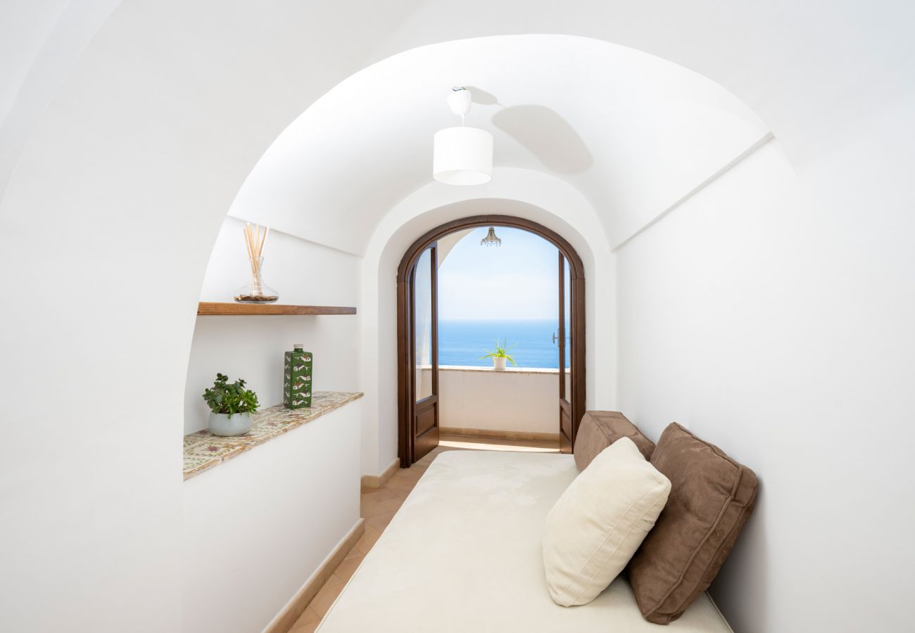 Villa in Praiano - Villa Panorama - Pool overlooking the sea and Sauna