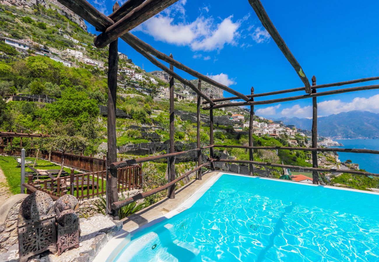 Villa in Amalfi - Villa Alba di Amalfi - With infinity pool and sea