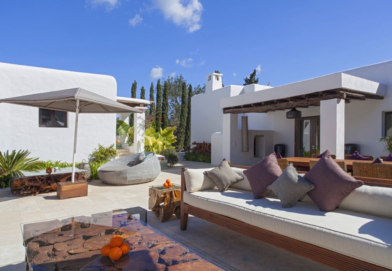 Villa in Santa Eulalia des Riu - VILLA CAN RIBES - IBIZA LUXURY by Priority