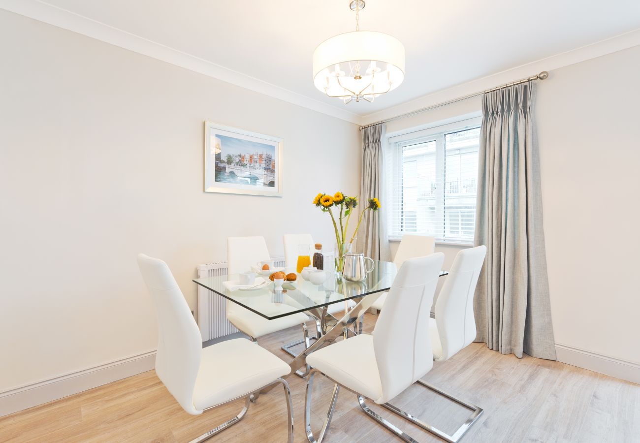 Apartment in Dublin - 3 Bed Luxury