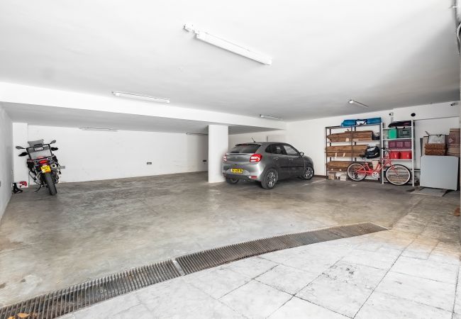 Apartment in Tel Aviv - Jaffa - MAMAD, Penthouse & Jacuzzi in Neve Tzedek by FeelHome Apartment in Tel Aviv - Jaffa - MAMAD, Penthouse & Jacuzzi in Neve Tzedek by FeelHome