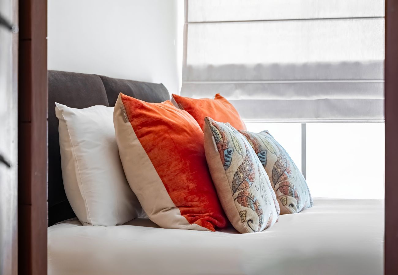 Apartment in Tel Aviv - Jaffa - Penthouse & Jacuzzi in Neve Tzedek by FeelHome