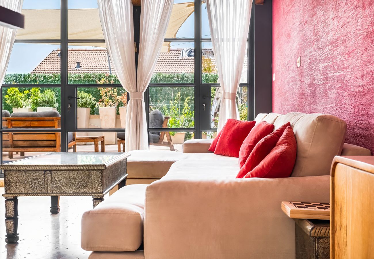 Apartment in Tel Aviv - Jaffa - Penthouse & Jacuzzi in Neve Tzedek by FeelHome