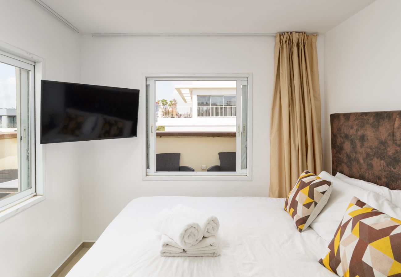 Apartment in Tel Aviv - Jaffa - Penthouse with Terrace & Panoramic View by FeelHome