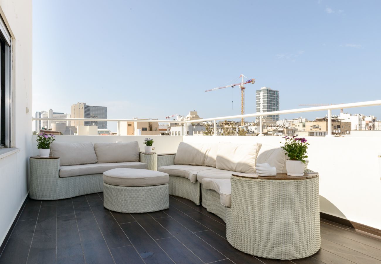 Apartment in Tel Aviv - Jaffa - Penthouse 2 Floors, 3 Terraces! + PARKING!