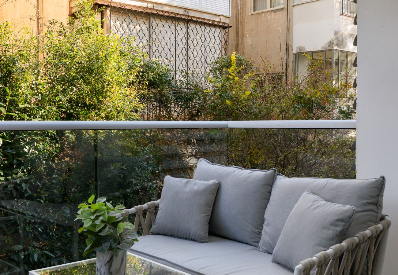 Apartment in Tel Aviv - Jaffa - Quiet Hideaway & Terrace near Beach by FeelHome
