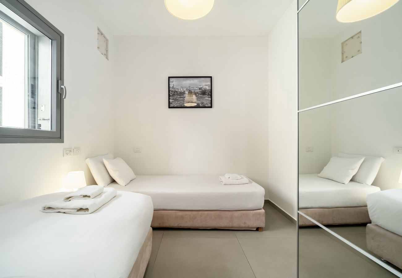 Apartment in Tel Aviv - Jaffa - MAMAD Beach & City Center with Sea View by FeelHome