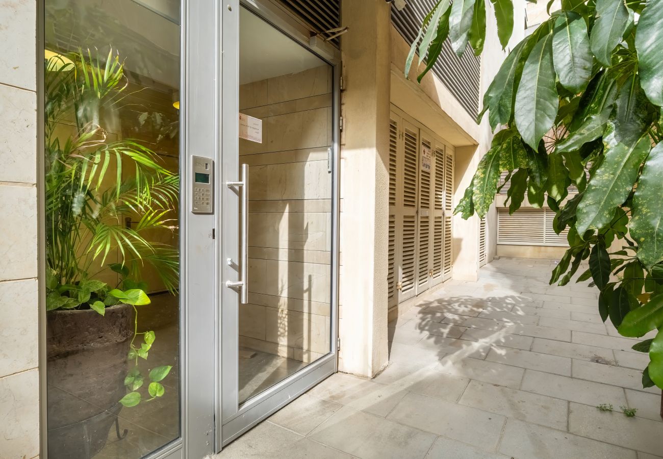 Apartment in Tel Aviv - Jaffa - MAMAD Beach & City Center with Sea View by FeelHome
