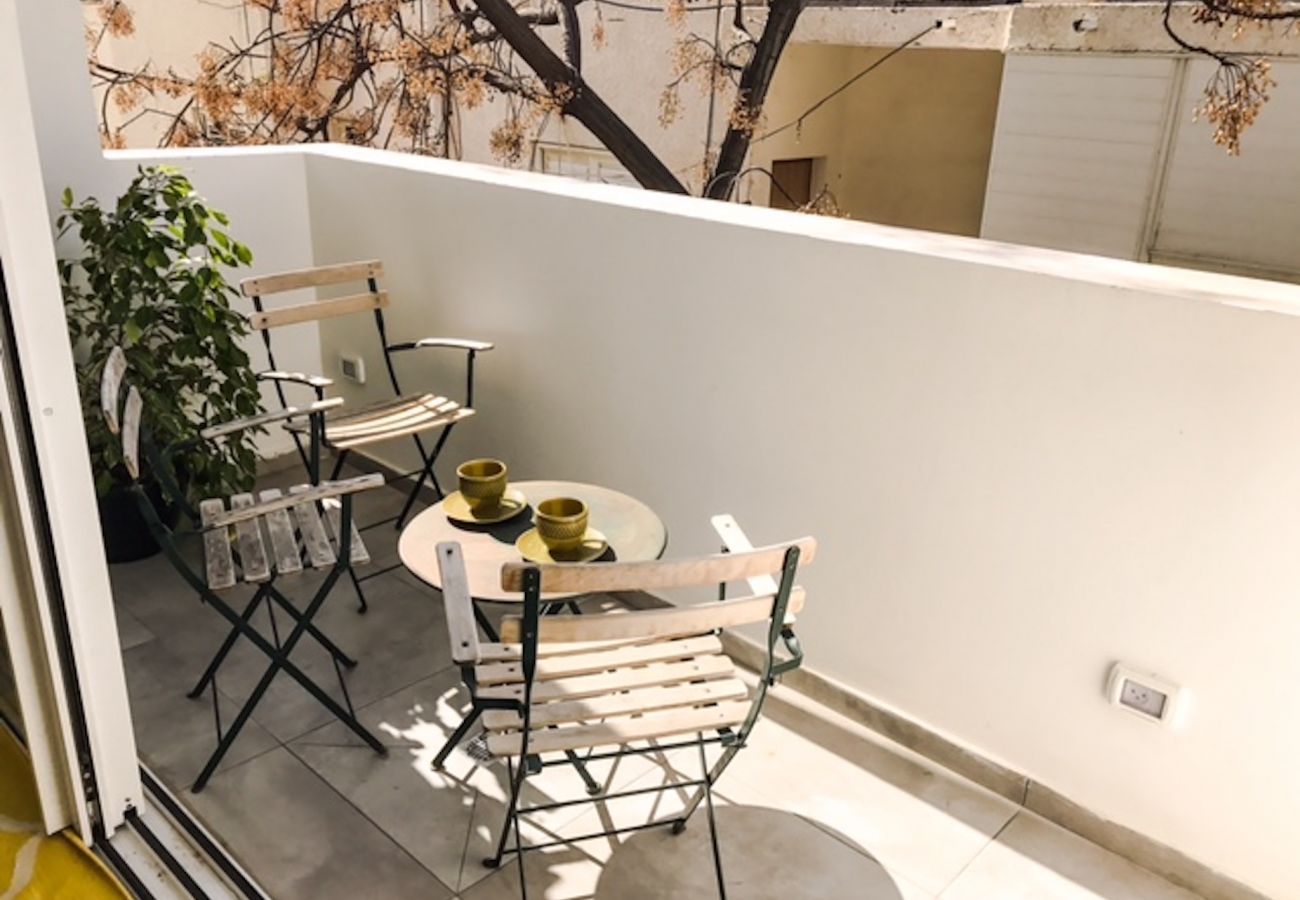 Apartment in Tel Aviv - Jaffa - Lovely 2BR with Balcony at Gordon Beach by FeelHome