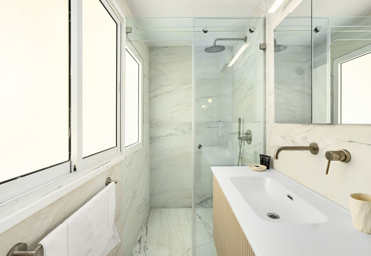 Apartment in Tel Aviv - Jaffa - Beach Penthouse & Terrace near Hilton by FeelHome