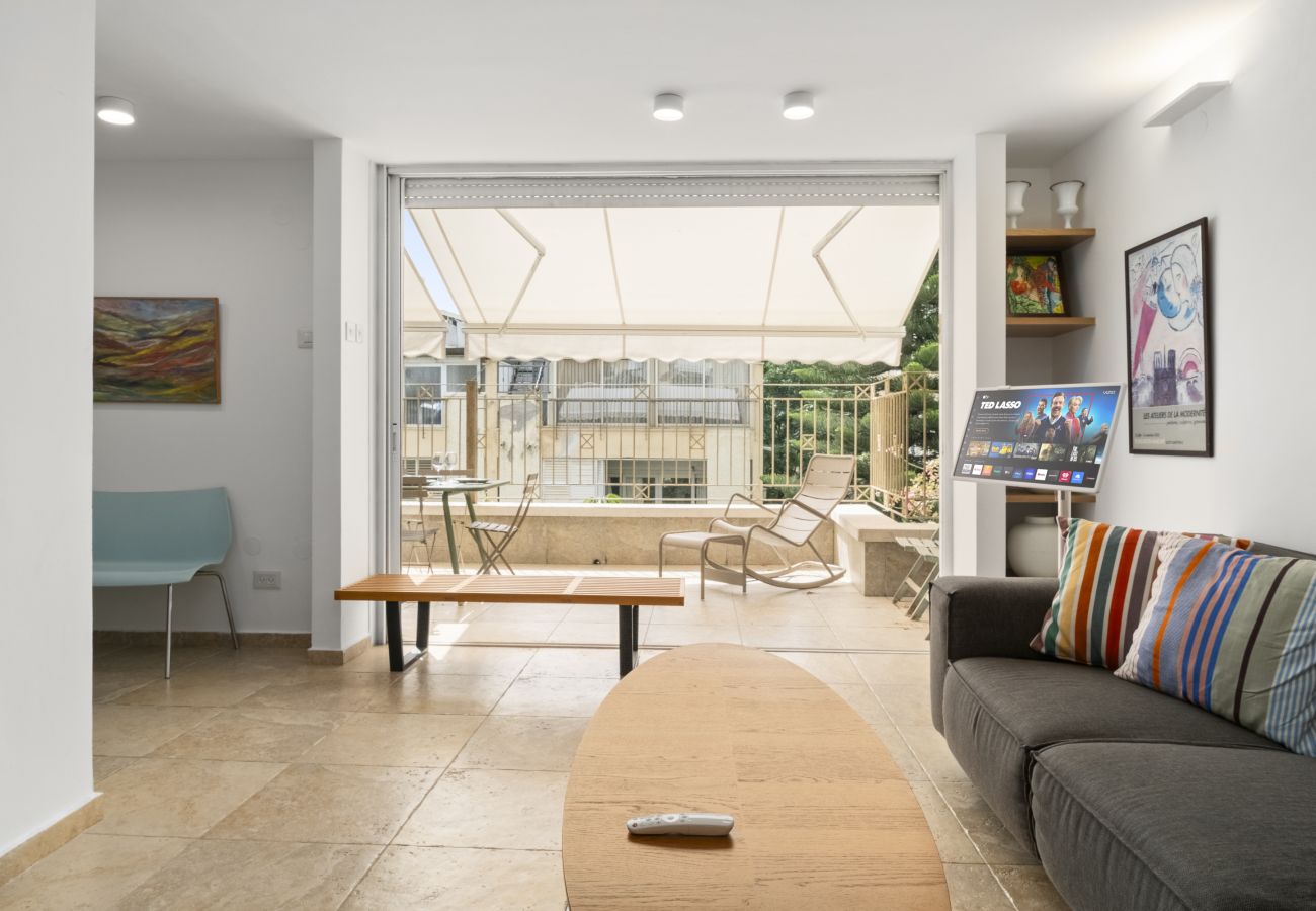 Apartment in Tel Aviv - Jaffa - Beach Penthouse & Terrace near Hilton by FeelHome
