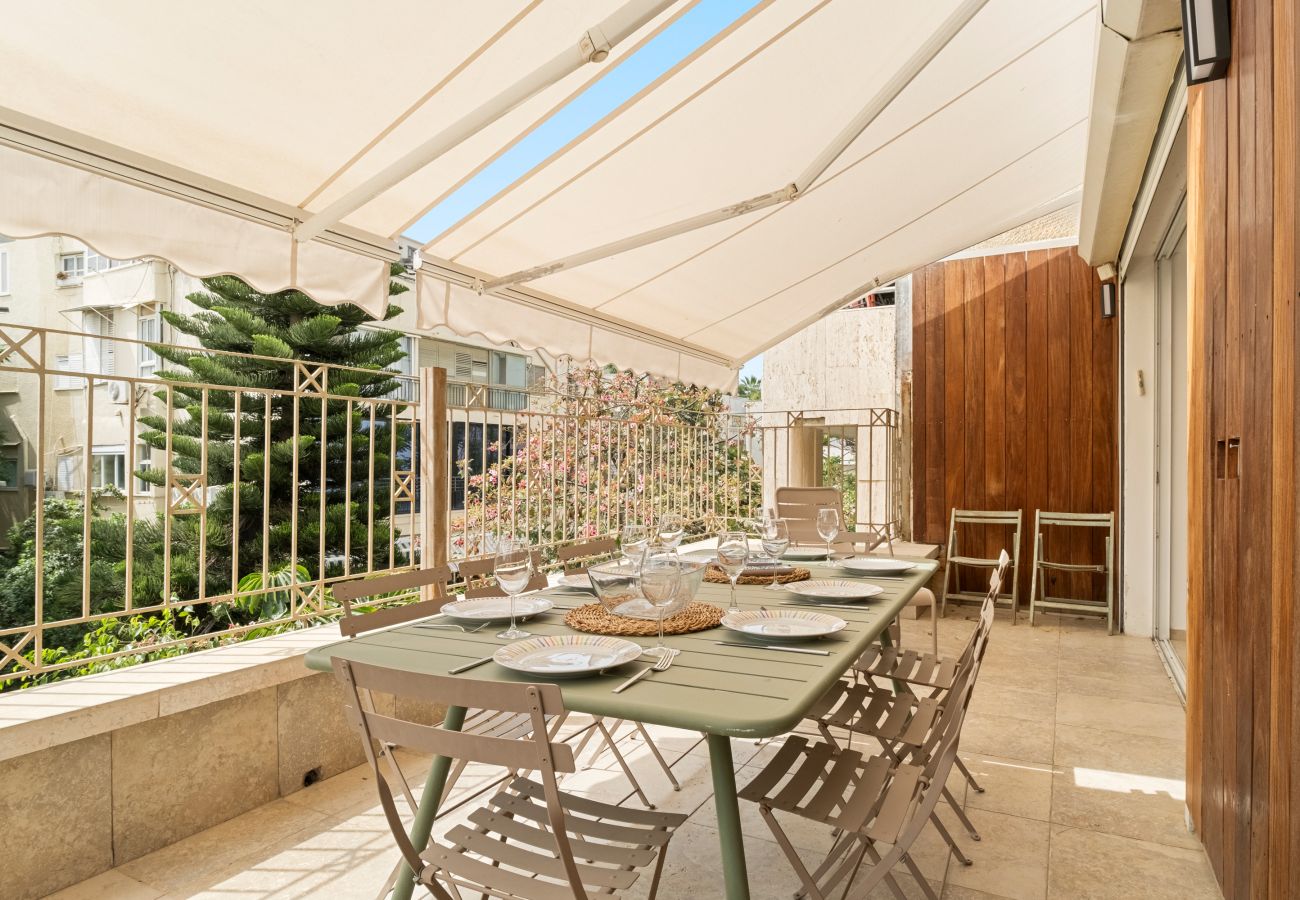Apartment in Tel Aviv - Jaffa - Beach Penthouse & Terrace near Hilton by FeelHome