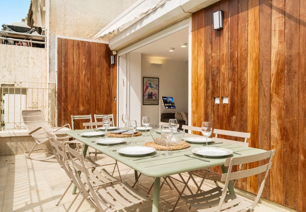 Apartment in Tel Aviv - Jaffa - Beach Penthouse & Terrace near Hilton by FeelHome
