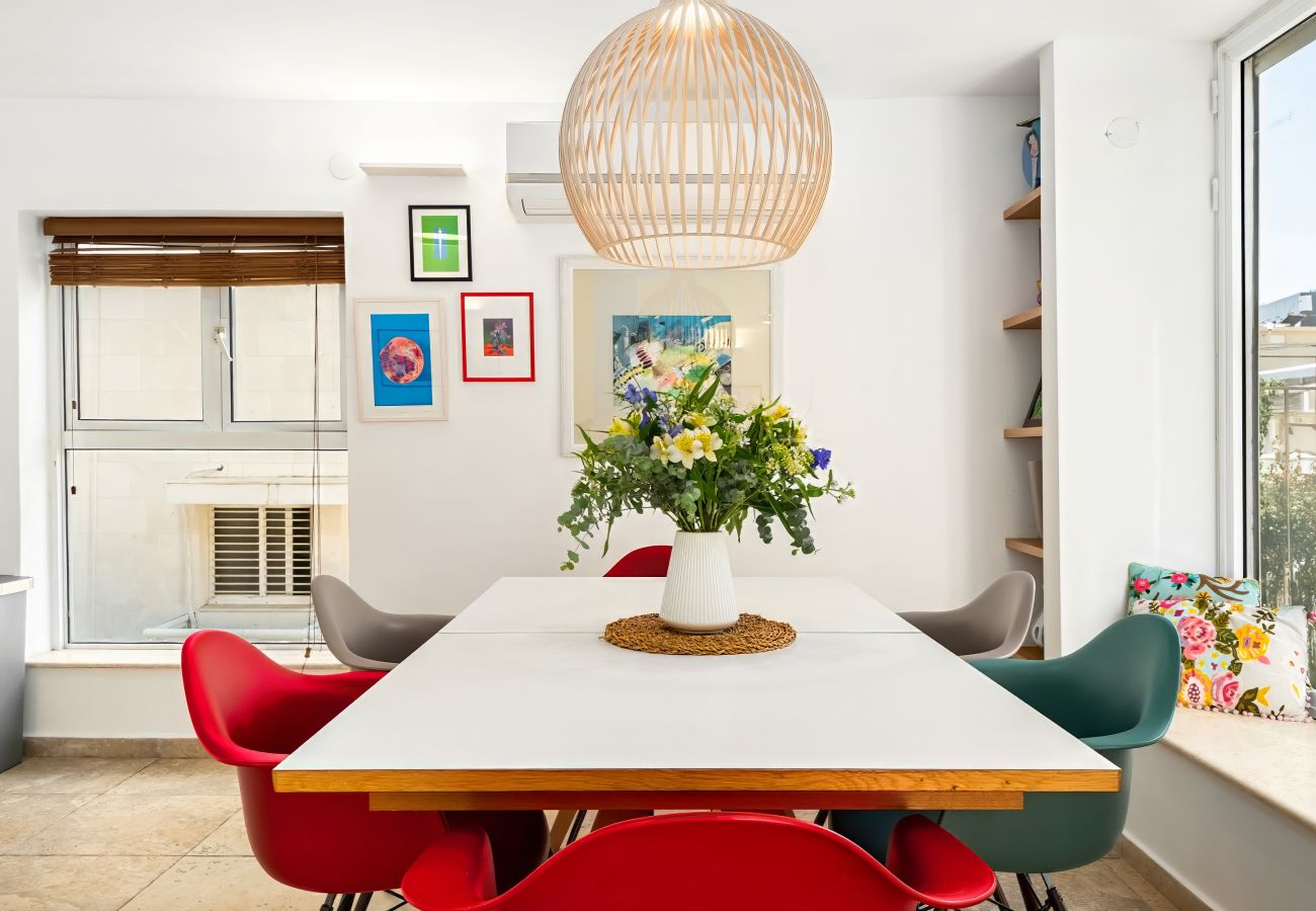 Apartment in Tel Aviv - Jaffa - Beach Penthouse & Terrace near Hilton by FeelHome