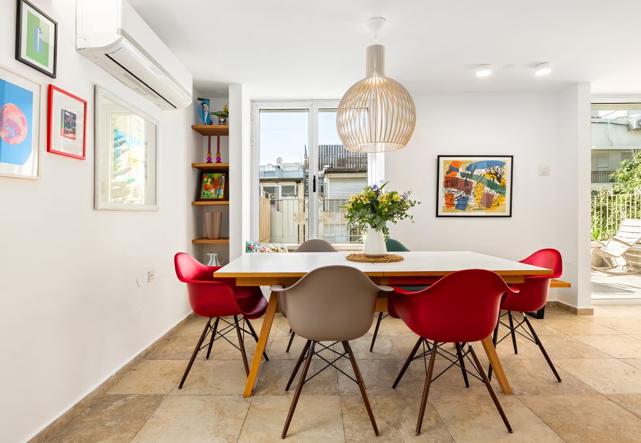 Apartment in Tel Aviv - Jaffa - Beach Penthouse & Terrace near Hilton by FeelHome