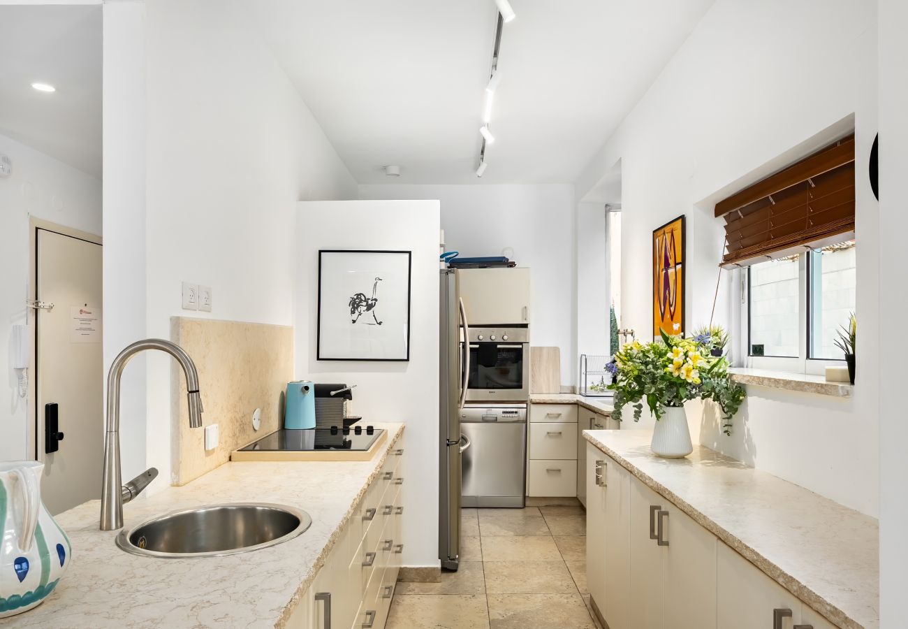 Apartment in Tel Aviv - Jaffa - Beach Penthouse & Terrace near Hilton by FeelHome