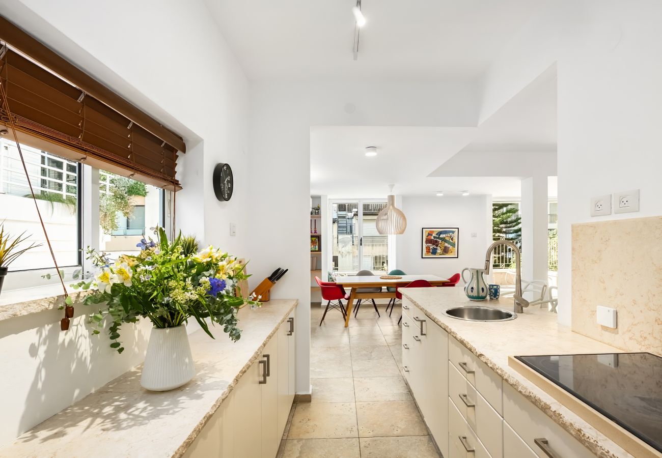 Apartment in Tel Aviv - Jaffa - Beach Penthouse & Terrace near Hilton by FeelHome