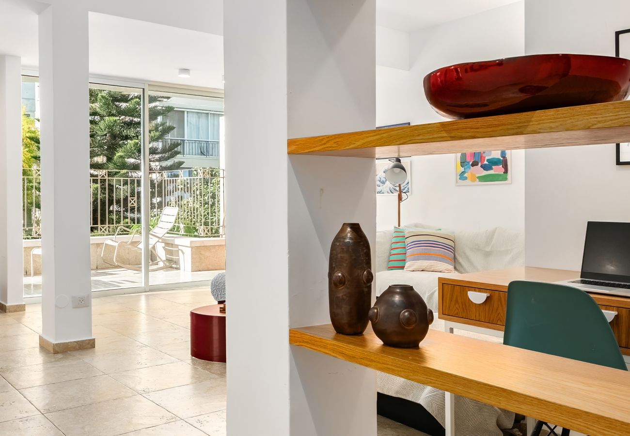 Apartment in Tel Aviv - Jaffa - Beach Penthouse & Terrace near Hilton by FeelHome